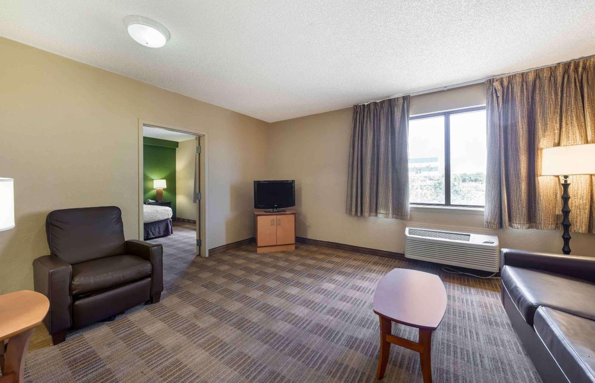 Extended Stay America Select Suites - Houston - Willowbrook - Hwy 249 מראה חיצוני תמונה